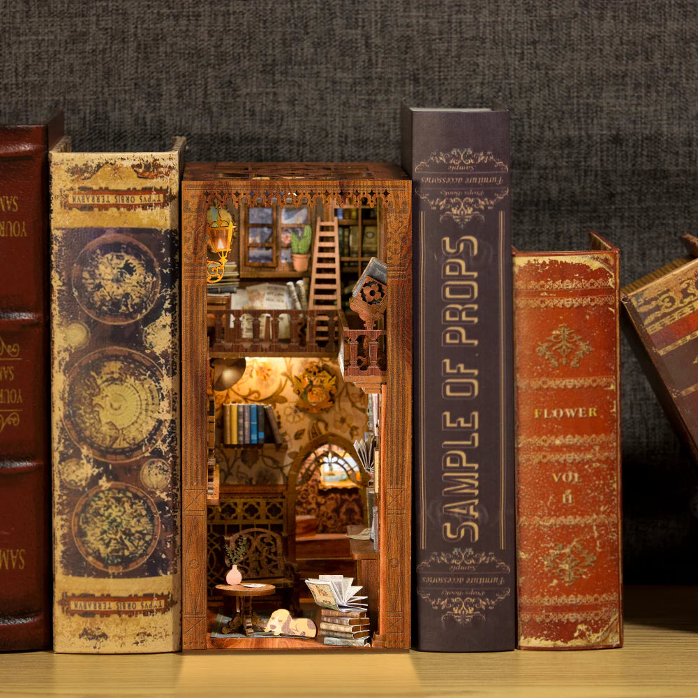 Hands Craft - Book Nook Kit
